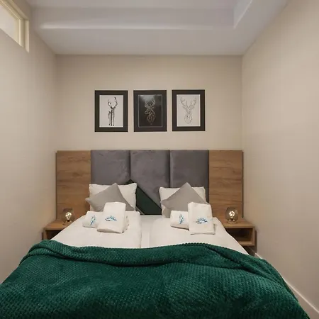 Park B19- Z Dostepem Do Basenu, Sauny, Jacuzzi, Silowni 아파트 *