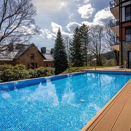 Park B19- Z Dostepem Do Basenu, Sauny, Jacuzzi, Silowni 아파트 *